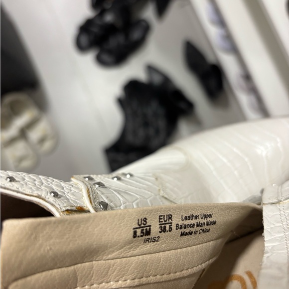 Sam Edelman White Ankle Boots - Picture 6 of 6